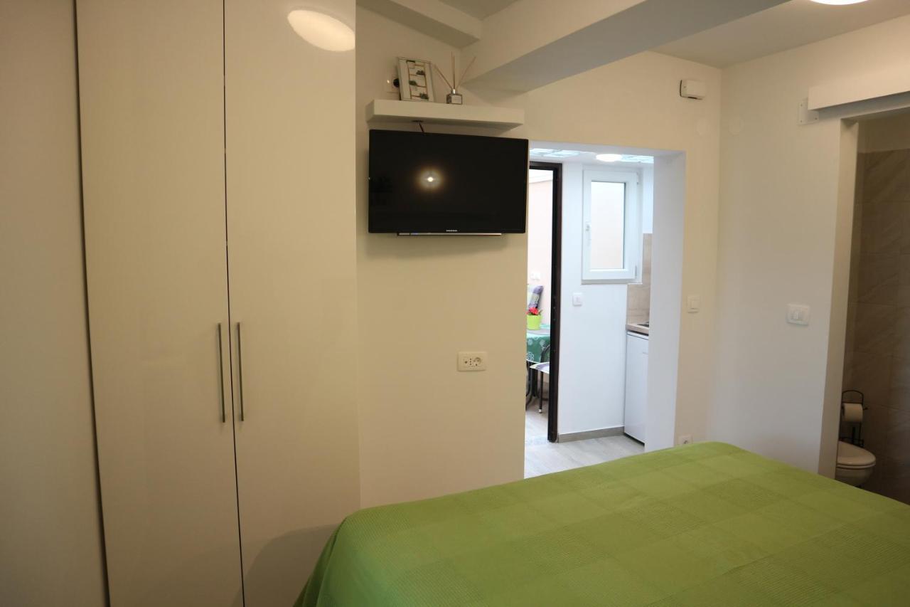Apartments Komel I Opatija Exterior photo
